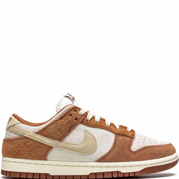 SB Dunk Low Medium Curry