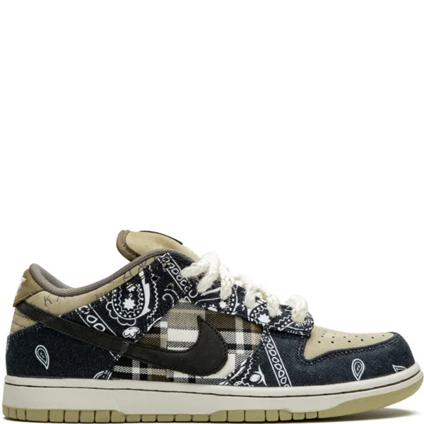 SB Dunk Low Travis Scott